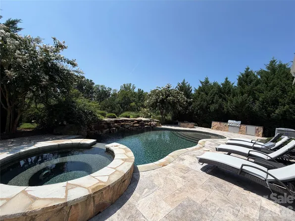120 Eagles Landing Dr, Mooresville, NC 28117