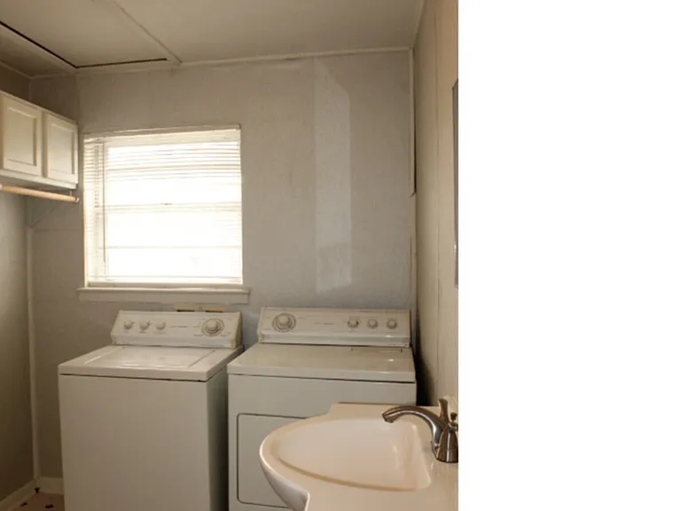 409 Short Ave — Photo 25