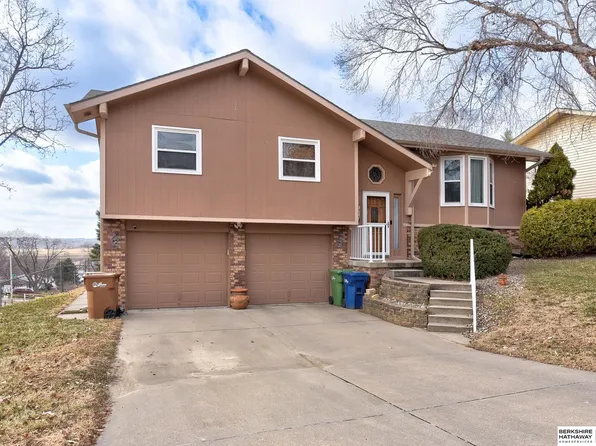 7314 S 49th Ave, Omaha, NE 68157