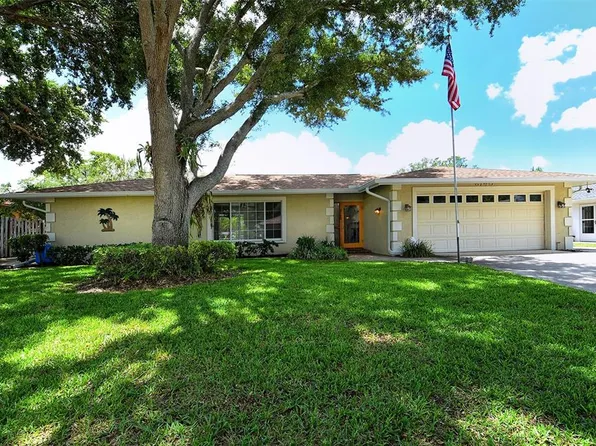 3140 Espanola Dr, Sarasota, FL 34239