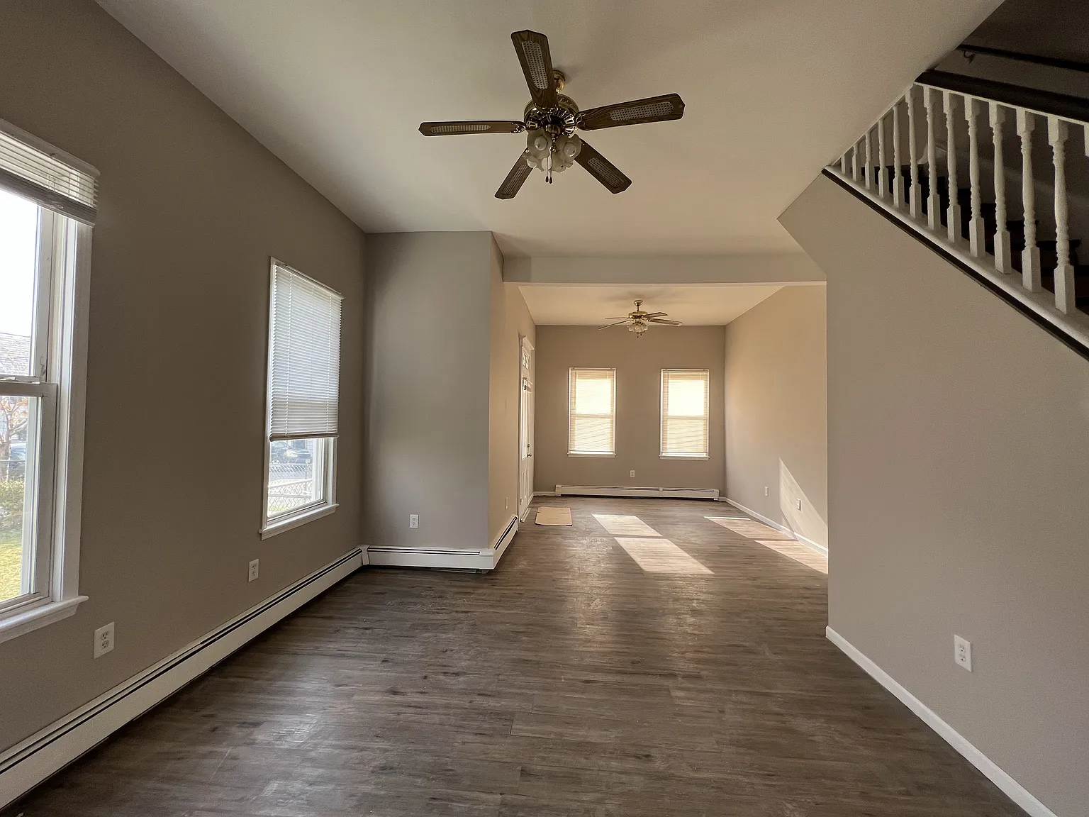 3 bed, 1.5 bath, 1545 sqft, $2,600 — Photo 3