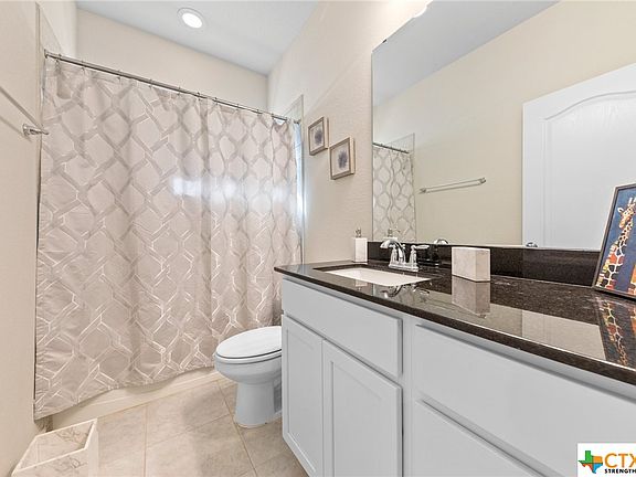 4th image of 4074 Aransas Dr