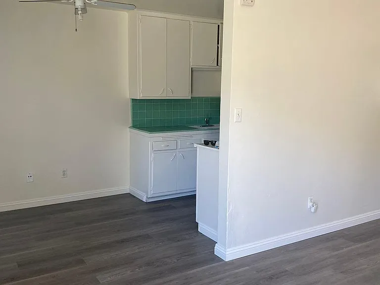 1202 S Belle Ave #C — Photo 5