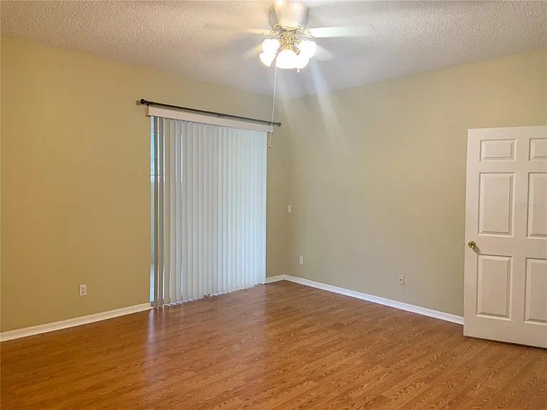 3878 Kingston Oaks Cv — Photo 14