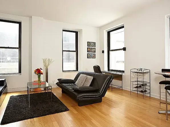 56 Pine St, New York, NY