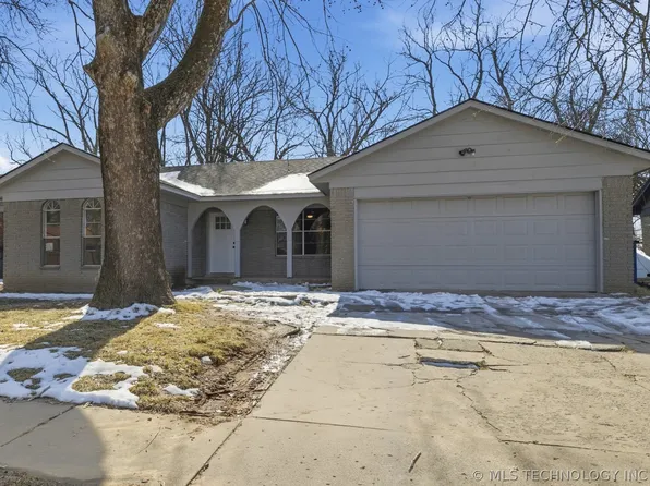 11720 E 20th St, Tulsa, OK 74128