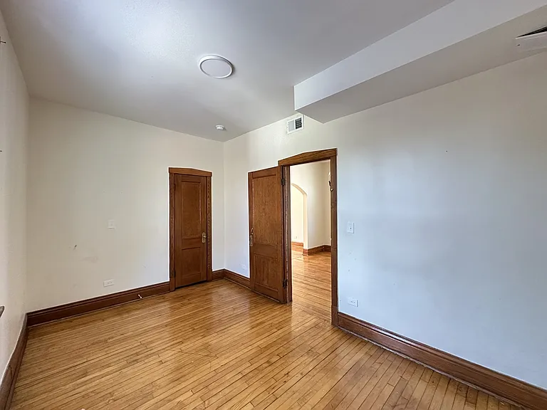 5433 S Millard Ave #3 — Photo 16