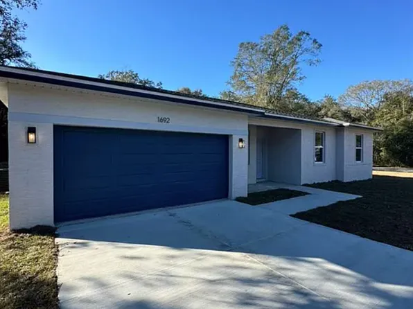 2490 W Swanson Dr, Citrus Springs, FL 34434