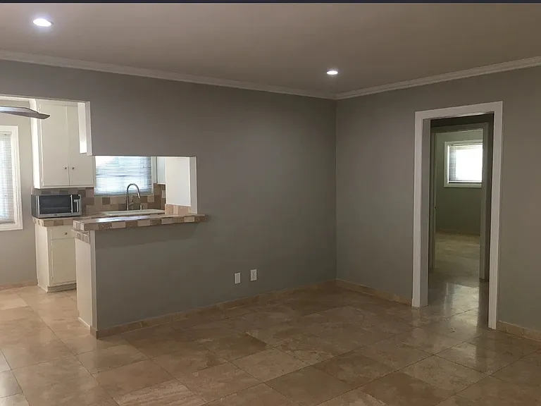 1619 Colby Ave #4 — Photo 5