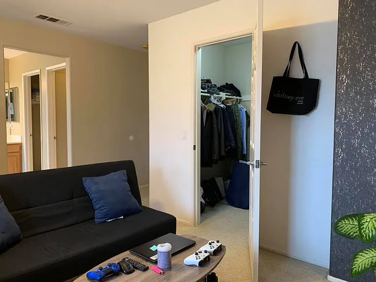 11 Robins Tree Ln — Photo 14