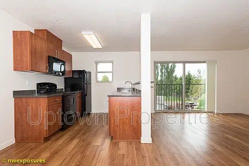Franklin and Tucker Apartments Photo 1