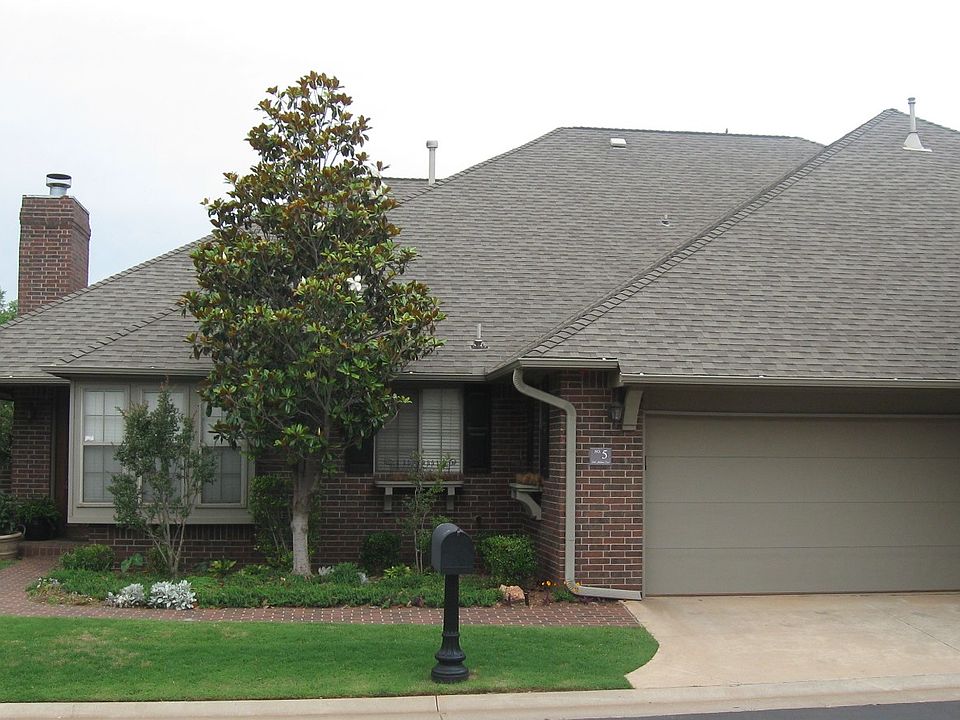 1st image of 12500 Saint Andrews Dr APT 5