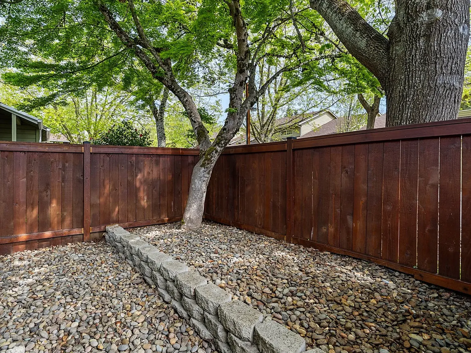 2 bed, 1261 sqft, $2,000 — Photo 3