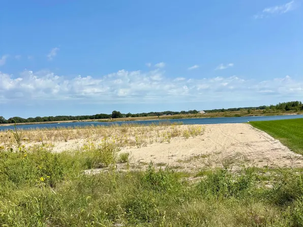 1605 Miles Dr, Norfolk, NE 68701