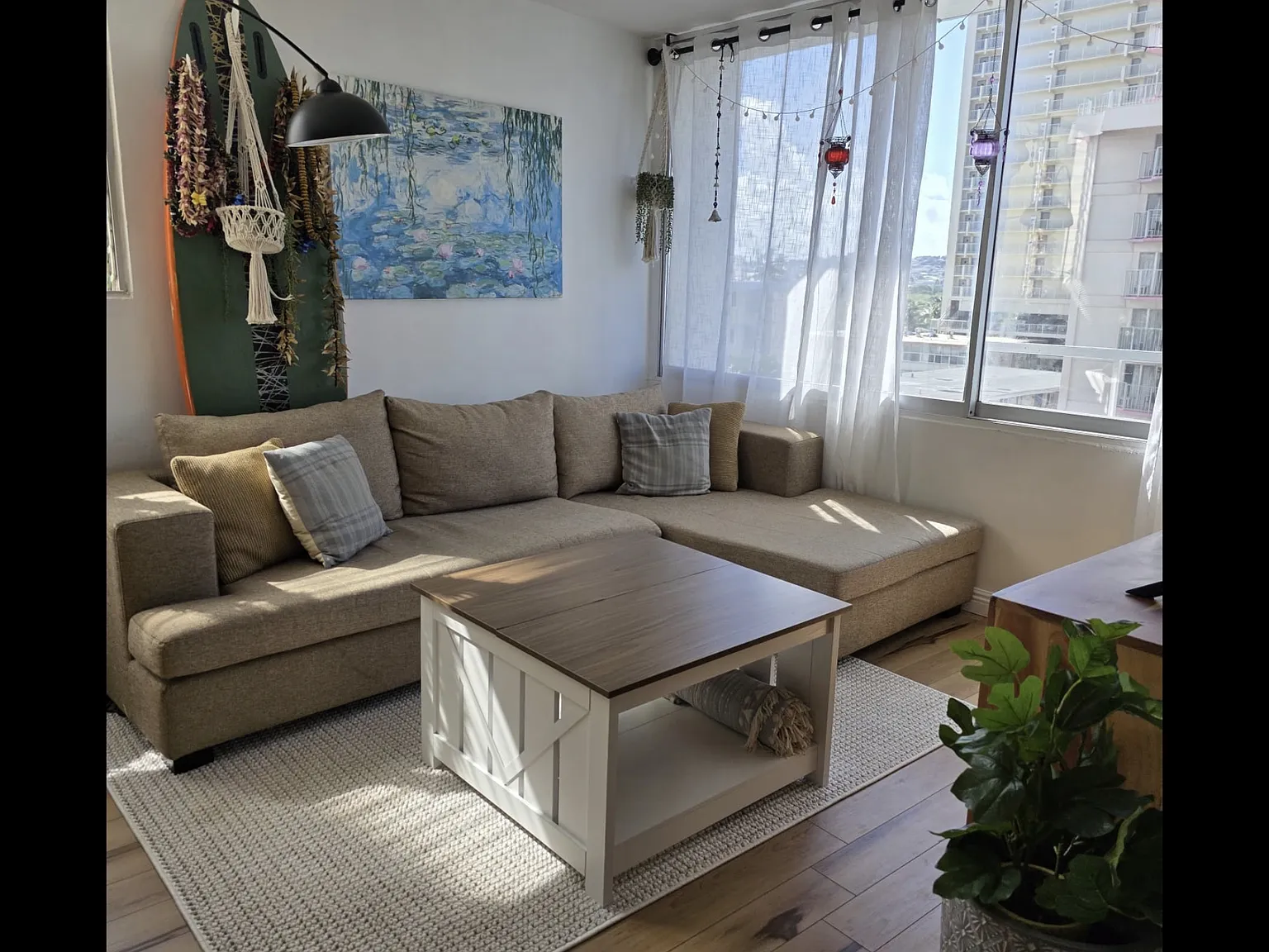 2 bed, 750 sqft, $3,950 — Photo 3