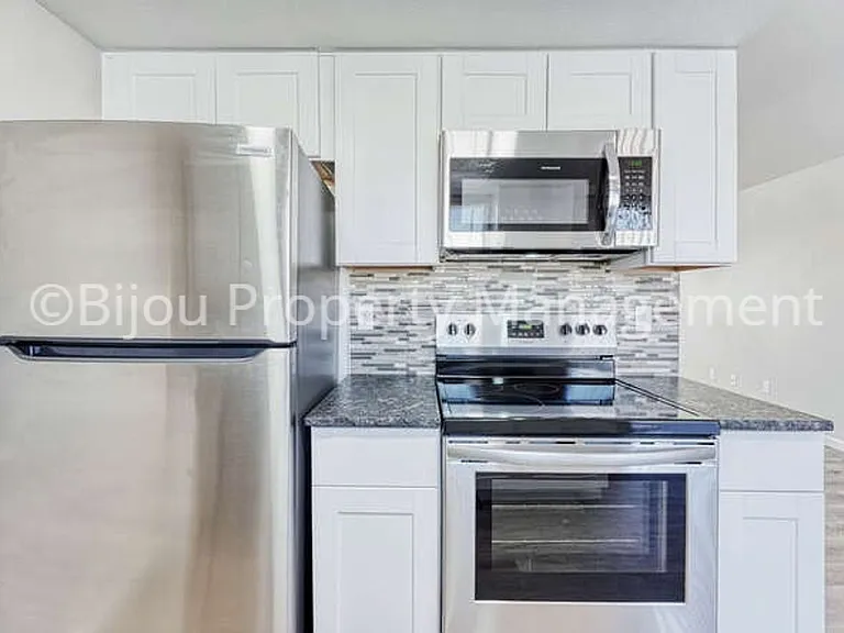 3066 Starlight Cir — Photo 12