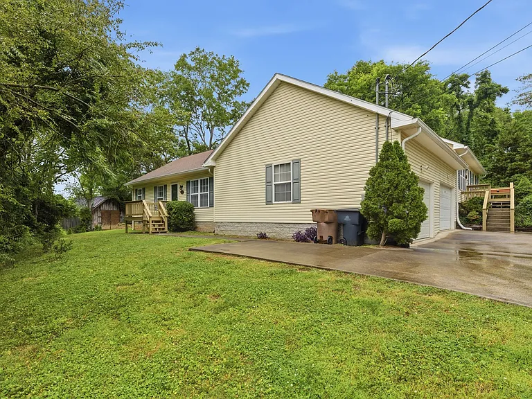 2642 Hibbitts Rd — Photo 3