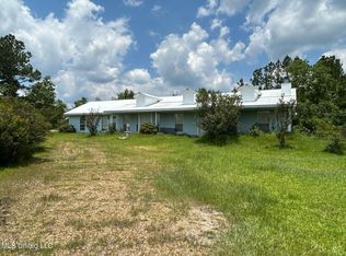 7282 Crazy Horse Dr, Kiln, MS 39556