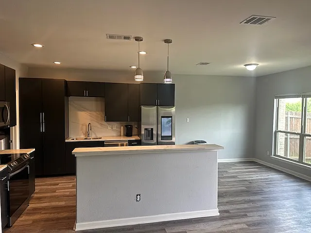 2129 Cranberry Ct — Photo 10