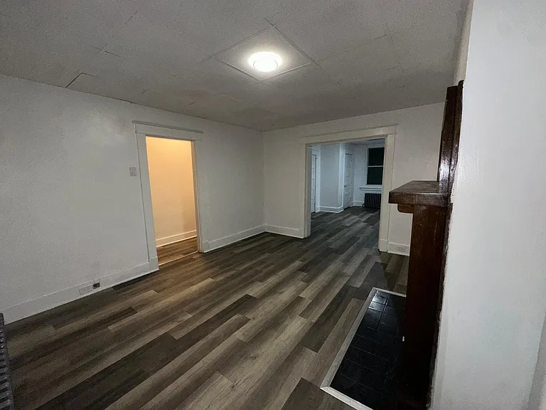 402 Center St #2 — Photo 9