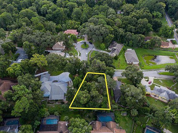 5th image of 2107 Oak Leaf Cir