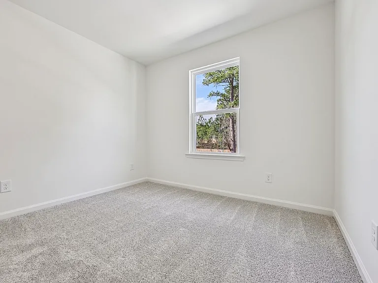 212 Parker Ln — Photo 19