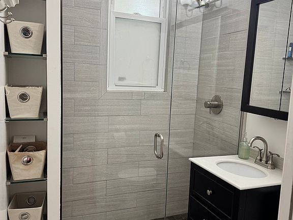 3rd image of 3520 N Damen Ave #2