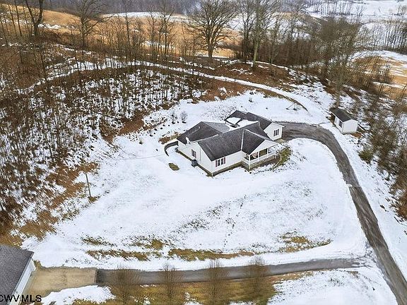 3rd image of 149 Glady Creek Rd