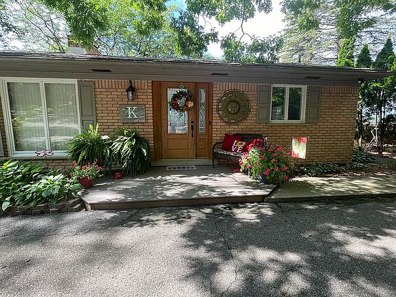 5th image of 3661 Dorothy Ln