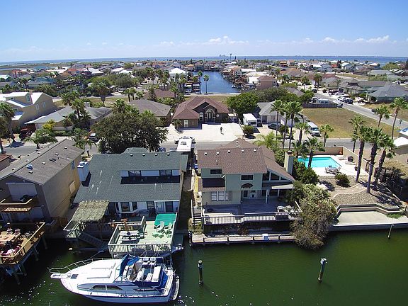 5th image of 15266 Cartagena Ct