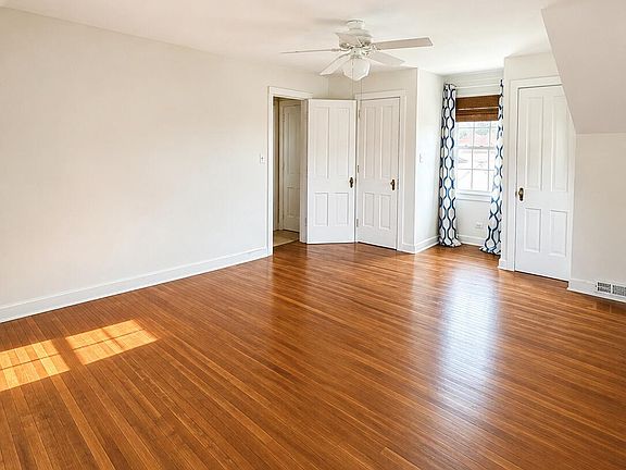 4th image of 305 Ford St