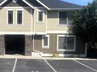 230 E Farnham Ave APT A4, Chelan, WA 98816