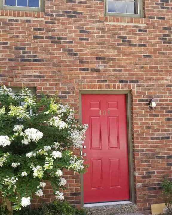 1st image of 504 Green Mountain Dr APT 502