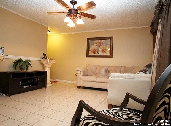 3rd image of 8107 Chipping Dr