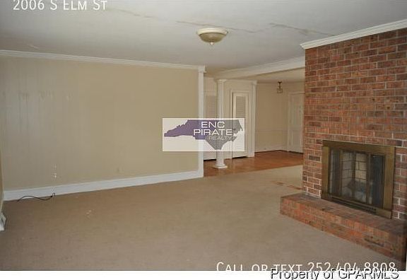 2nd image of 2006 S Elm St