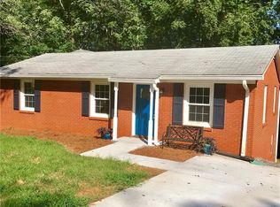 103 Upton St, Lexington, NC 27295
