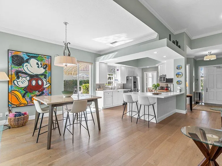 8222 Dominica Pl — Photo 7