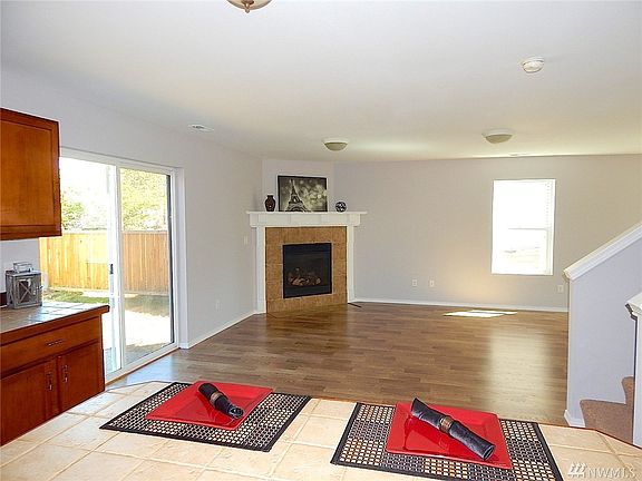 5th image of 18503 95th Avenue Ct E