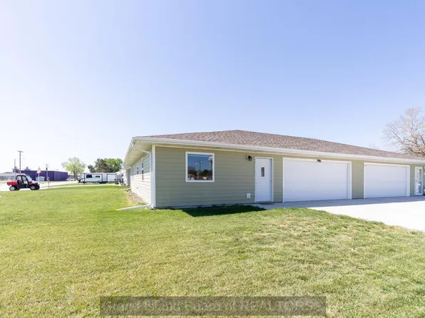 405 Elm St, Saint Paul, NE 68873