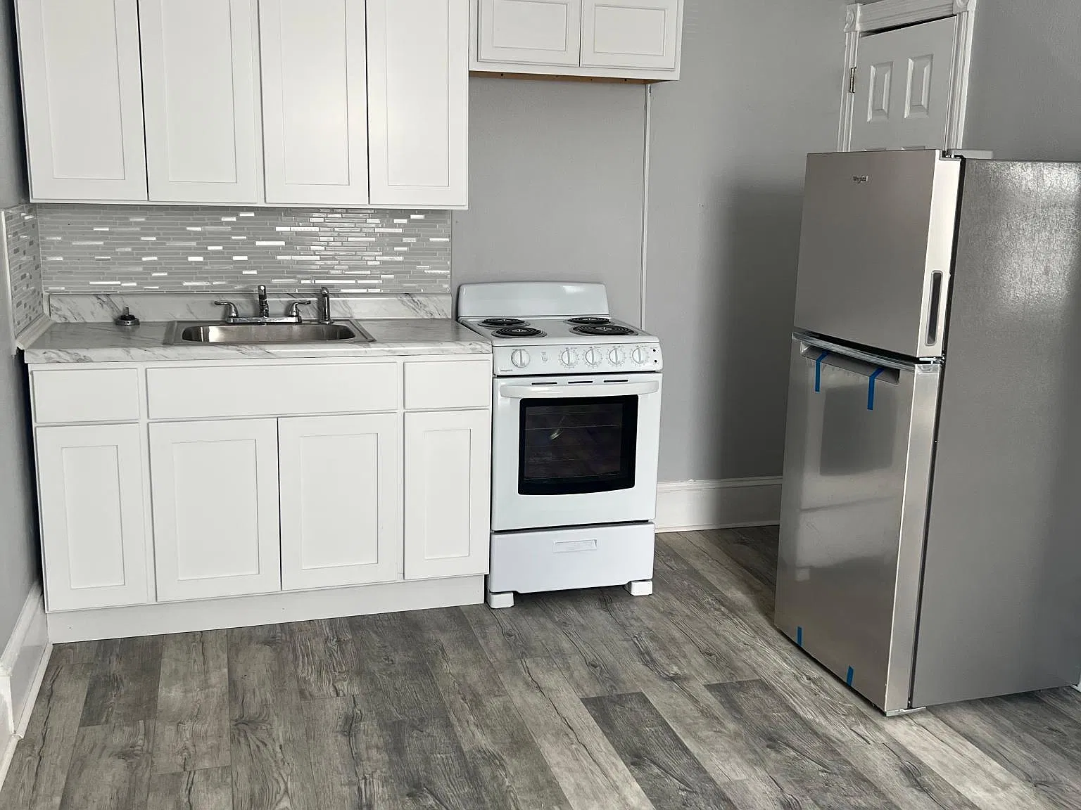 1428 W Cheltenham Ave — Photo 4