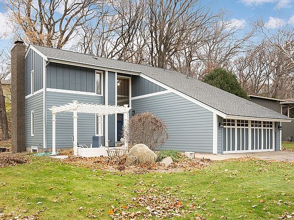 2nd image of 7300 Shannon Dr