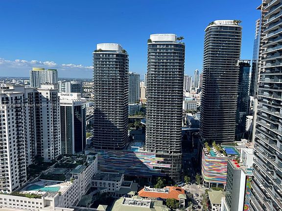 3rd image of 1100 S Miami Ave #4009
