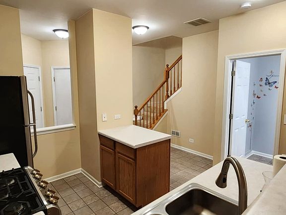 3rd image of 3352 Blue Ridge Dr #3352