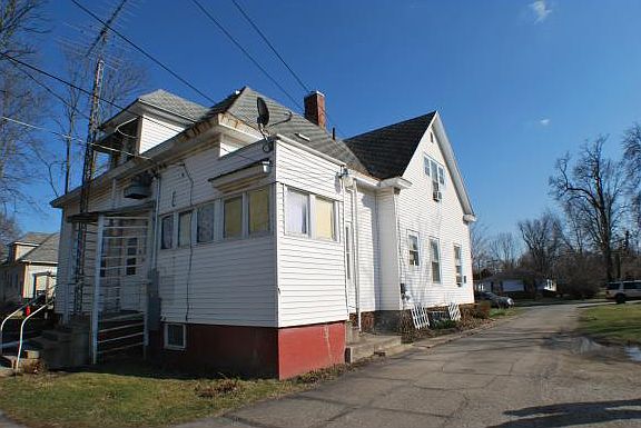 2nd image of 309 W Crawford St