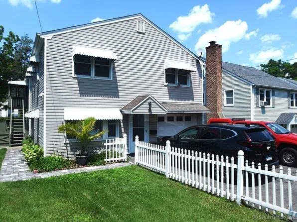 8 Crown Avenue, Norwalk, CT 06854