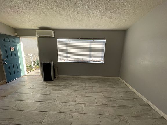 3rd image of 6385 El Dorado Ave