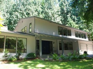 25312 SE Mirrormont Way, Issaquah, WA 98027