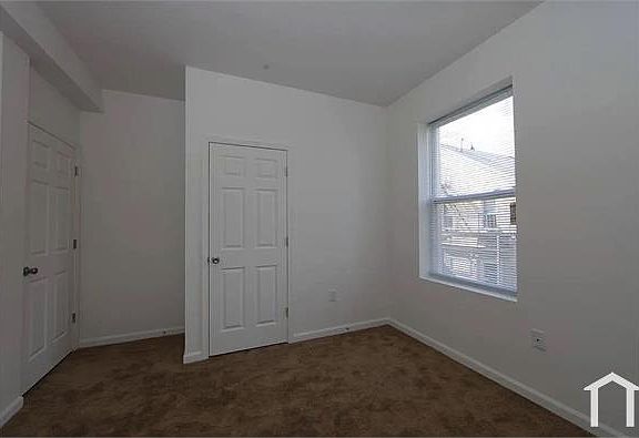 2nd image of 3304 Clifton Ave APT 1