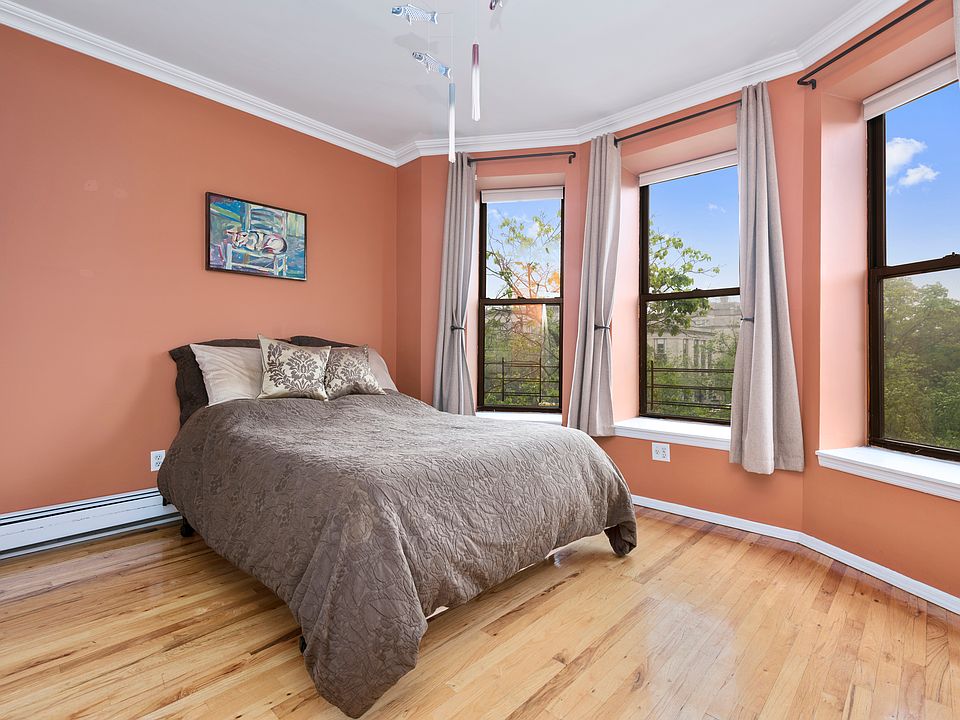 1st image of 217 Eastern Pkwy APT 4B