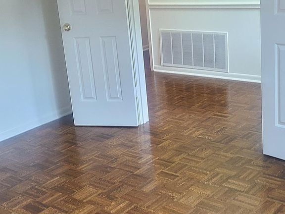 4th image of 510 Woodland Hills Dr #510